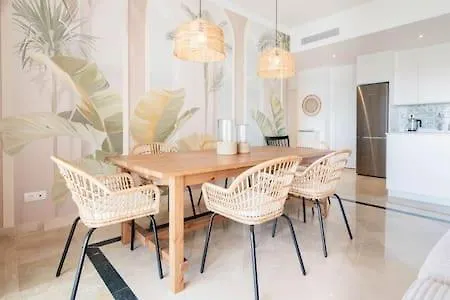 Modern-getaway-spa-pools-5301 Estepona