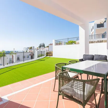 Modern-getaway-spa-pools-5301 Lägenhet